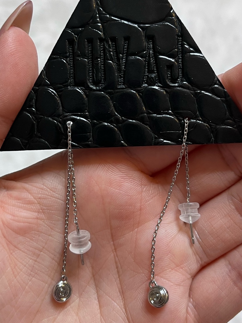Luv Aj Chain Ear Threaders - Picture 3 of 7